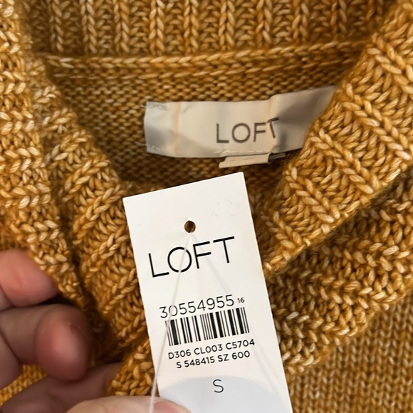 NWT Loft Sweater Size Small - Picture 2 of 4